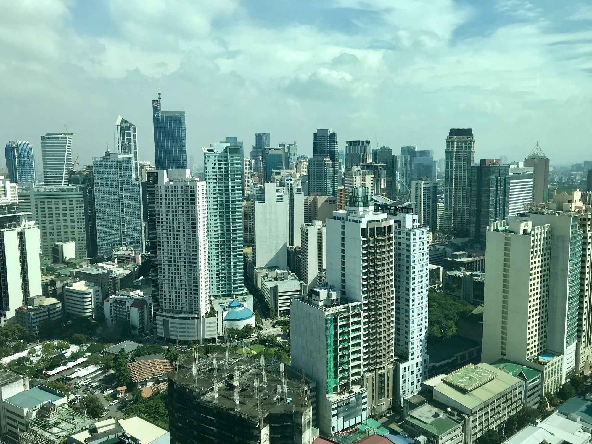 The Beacon Serviced Residences San Pedro Makati Eksteriør billede